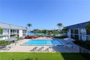 333 Harbour Dr 101, Naples