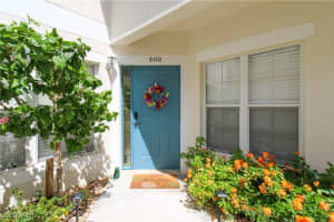 5025 Cedar Springs Drive, Naples, FL 34110 - MLS#225053499