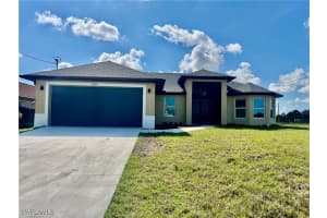 3319 17th Street, Lehigh Acres, FL 33971 Sold 08/22/25