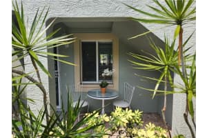 840 New Waterford Drive, Naples, FL 34104 - MLS#225053505