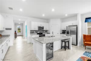 3400 Weston Manor Drive, Alva, FL 33920 - MLS#225053566