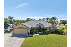 604 31st Terrace, Cape Coral, FL 33904 - MLS#225053592