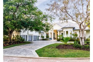 681 Katemore Lane, Naples, FL 34108 - MLS#225053702