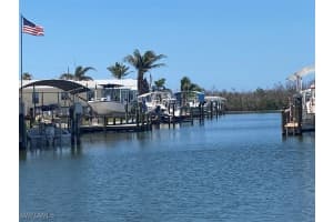 2920 Harpoon Ln, St James City