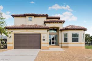 2038 Bahama Ave, Fort Myers