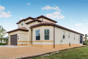2038 Bahama Avenue, Fort Myers, FL 33905 - MLS#225053710