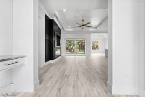 826 20TH ST SE, Naples, FL 34117 - MLS#225053733