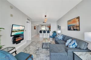 3000 Oasis Grand Boulevard, Fort Myers, FL 33916 Sold 07/09/25