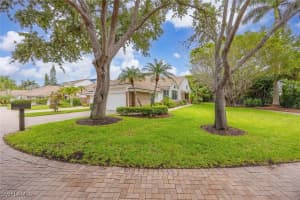 571 Park Shore Drive, Naples, FL 34103 - MLS#225053808