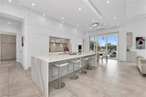 432 Bayside Avenue, Naples, FL 34108 - MLS#225053847