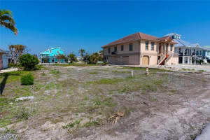 185 Egret Street, Fort Myers Beach, FL 33931 - MLS#225053849