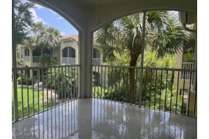 74 Silver Oaks Cir 9-202, Naples