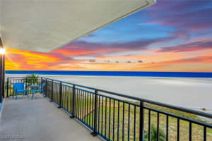 180 Seaview Ct 607, Marco Island