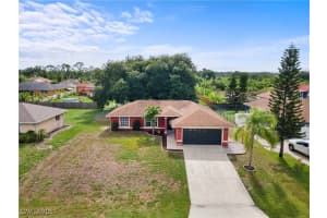 913 Allman Avenue, Lehigh Acres, FL 33971 - MLS#225053881
