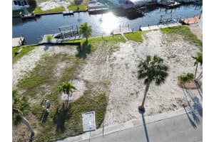 17630 Peppard Drive, Fort Myers Beach, FL 33931 - MLS#225053888