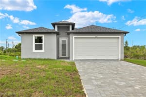 2617 22nd St W, Lehigh Acres