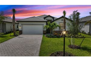 19105 Hinkley Dr, Estero