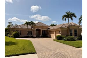 7488 Treeline Dr, Naples