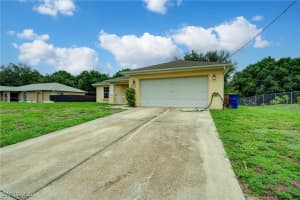 2808 51st Street, Lehigh Acres, FL 33971 Sold 07/28/25