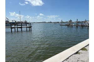 19281 #27 San Carlos Boulevard, Fort Myers Beach, FL 33931 - MLS#225054030