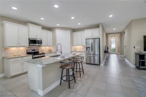 14594 Tropical Dr, Naples