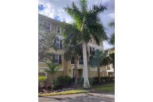 10041 Lake Cove Dr 202, Fort Myers