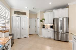 10622 Camarelle Circle, Fort Myers, FL 33913 Sold 08/29/25