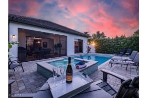 631 100th Avenue, Naples, FL 34108 - MLS#225054234