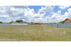 1013 12th Terrace, Cape Coral, FL 33909 Sold 10/20/25