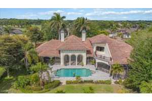 13681 Pondview Cir, Naples