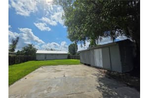 2248 Marina Park Dr, Fort Myers