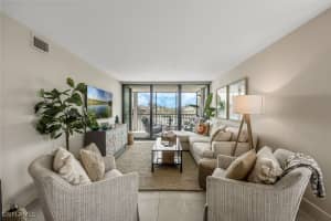 10562 Gulf Shore Drive, Naples, FL 34108 - MLS#225054337