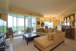 295 Grande Way, Naples, FL 34110 - MLS#225054350
