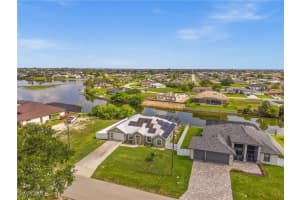 627 7th Terrace, Cape Coral, FL 33909 - MLS#225054379