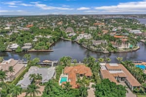 655 Galleon Drive, Naples, FL 34102 - MLS#225054393