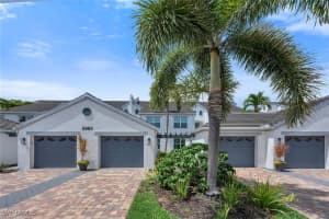 5963 Sand Wedge Ln 203, Naples