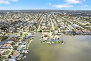 431 Palm Court, Naples, FL 34108 - MLS#225054485