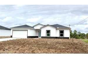 825 Porter Street, Lehigh Acres, FL 33974 - MLS#225054519