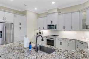 6374 Negril Isle Drive, Naples, FL 34113 - MLS#225054550