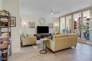401 Bayfront Place, Naples, FL 34102 - MLS#225054591