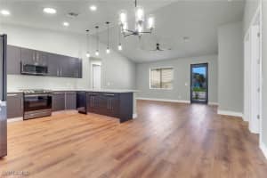 18 Tropicana Parkway, Cape Coral, FL 33993 - MLS#225054636