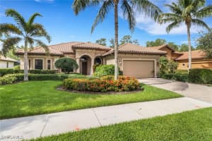 7327 Acorn Way, Naples