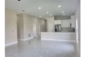 855 15th Terrace, Cape Coral, FL 33993 - MLS#225054649