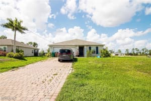 2318 36th Street, Cape Coral, FL 33909 Sold 07/28/25