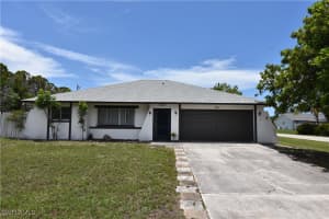502 Se 31st St, Cape Coral