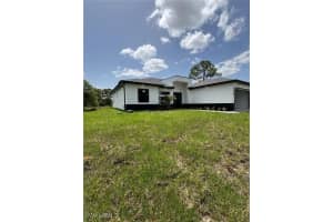2909 DORA Avenue, Lehigh Acres, FL 33971 - MLS#225054691