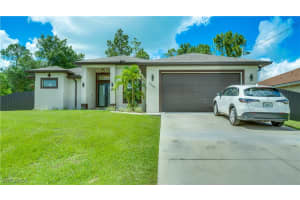 2809 15th St W, Lehigh Acres