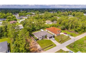 2809 15th Street, Lehigh Acres, FL 33971 - MLS#225054714