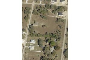 1717 Roosevelt Avenue, Lehigh Acres, FL 33972 Sold 11/03/25