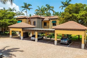 965 Sandpiper Street, Naples, FL 34102 Sold 08/07/25